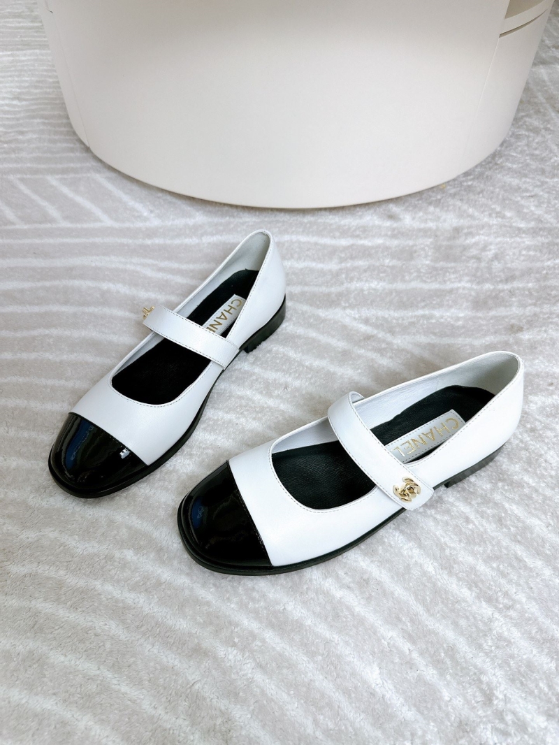 Chanel Flat Shoes